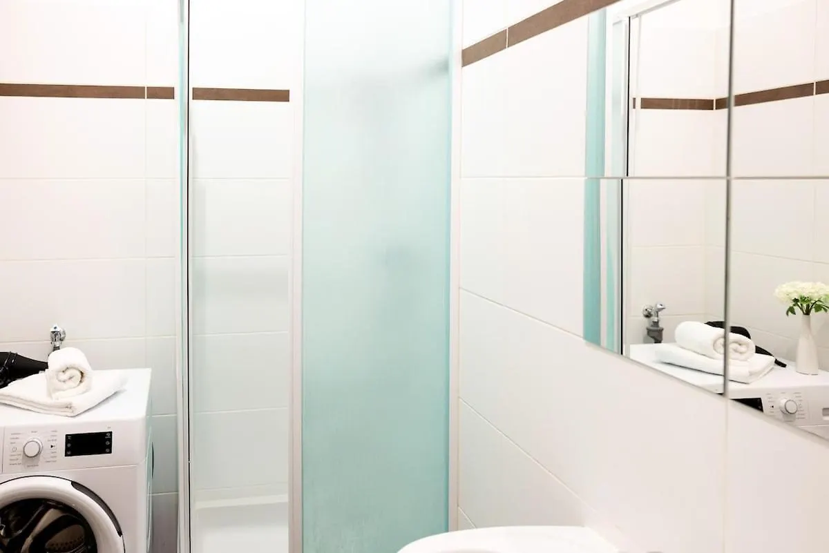 Premium Cosy Apartment With Free Parking Østrig